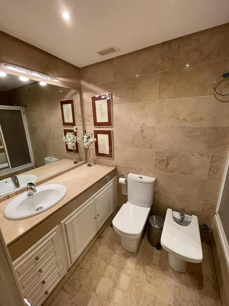 Chez Elo Ii. 3 Dorm. 3 Bedroom - Marbella. Milla De Oro. Lägenhet