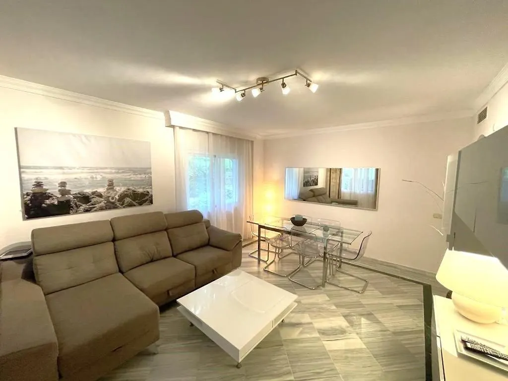 Chez Elo Ii. 3 Dorm. 3 Bedroom - Marbella. Milla De Oro.